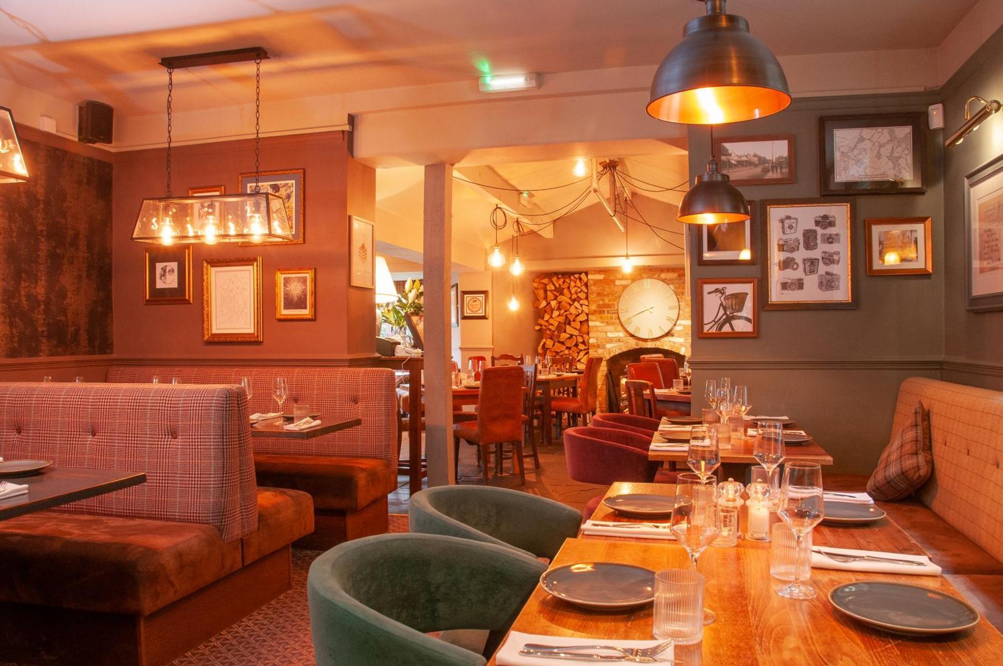 Bed and Breakfast The Cowdray Arms Worth  Exterior foto